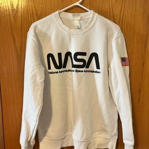 NASA sweat shirt from H&M.
